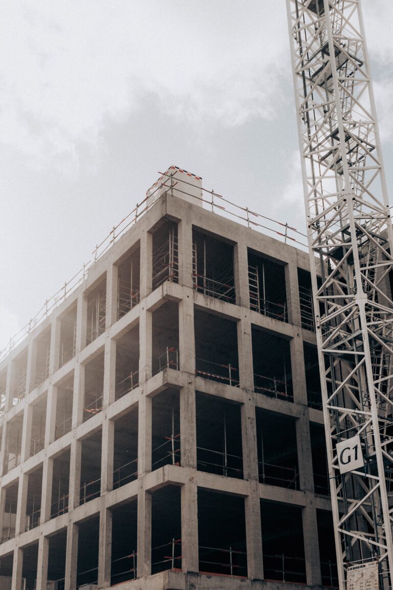 Title: The Impact of Technology on Real Estate: A Look into the Future